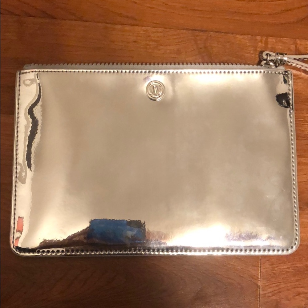 lululemon metalic bag